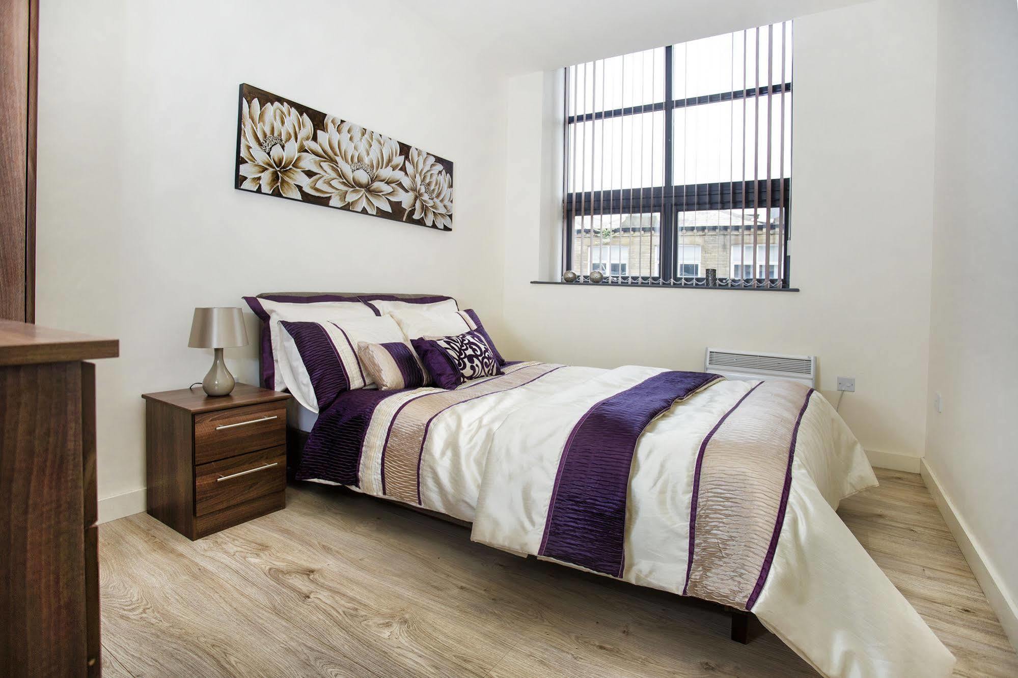 Orchard & Avenue Serviced Apartments Bradford  Exterior photo